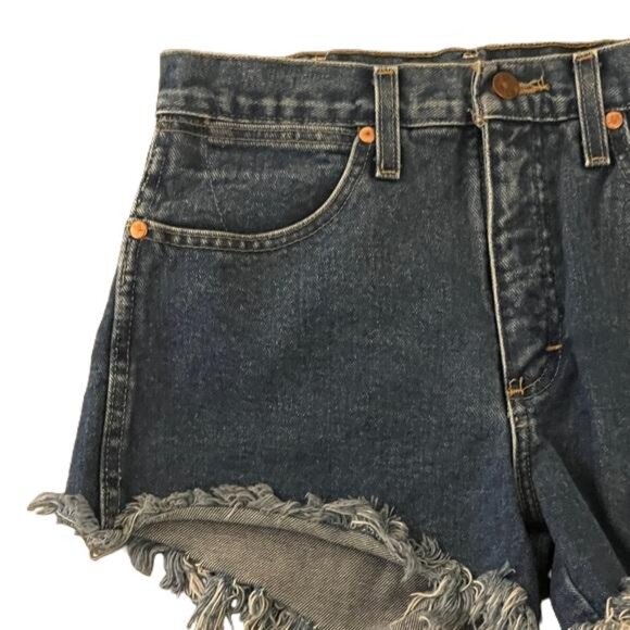 Wrangler Denim Frayed Hem Women Shorts, Size 26 - Picture 3 of 5